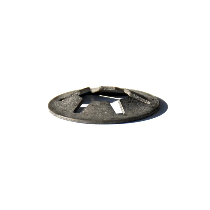 Locking washer for roller