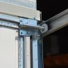 Stabilité de fonctionnement grâce aux 2 rails horizontaux.